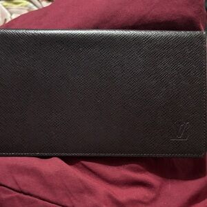 Louis Vuitton Black Men's Wallet
